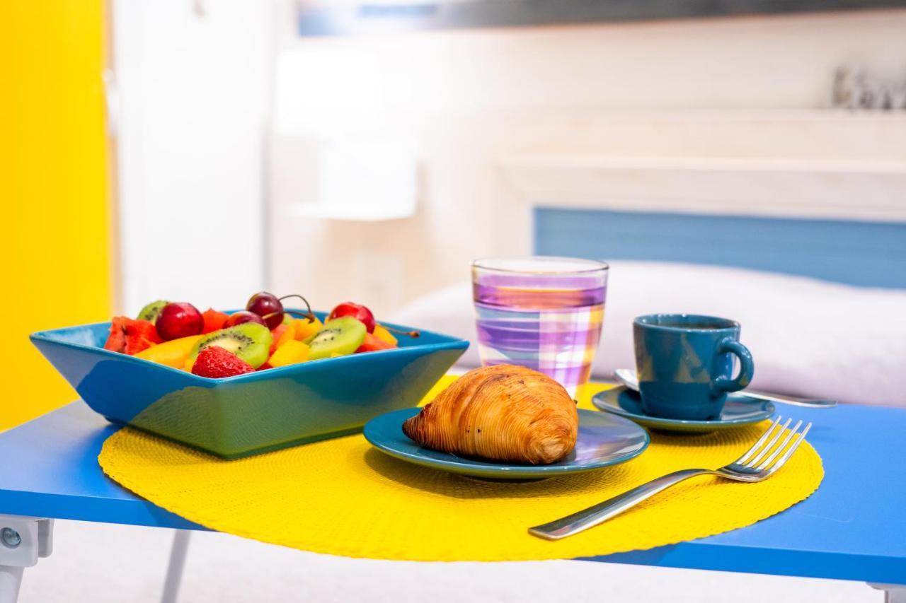 Apartament Clicka&Sleep Caracciolo Neapol Zewnętrze zdjęcie
